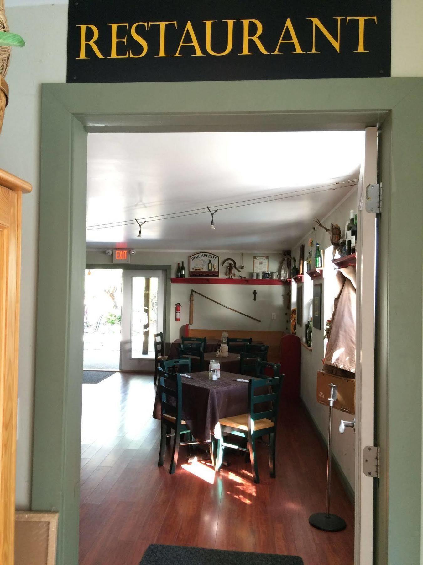 Crowsnest Vineyards Guesthouse Keremeos Экстерьер фото