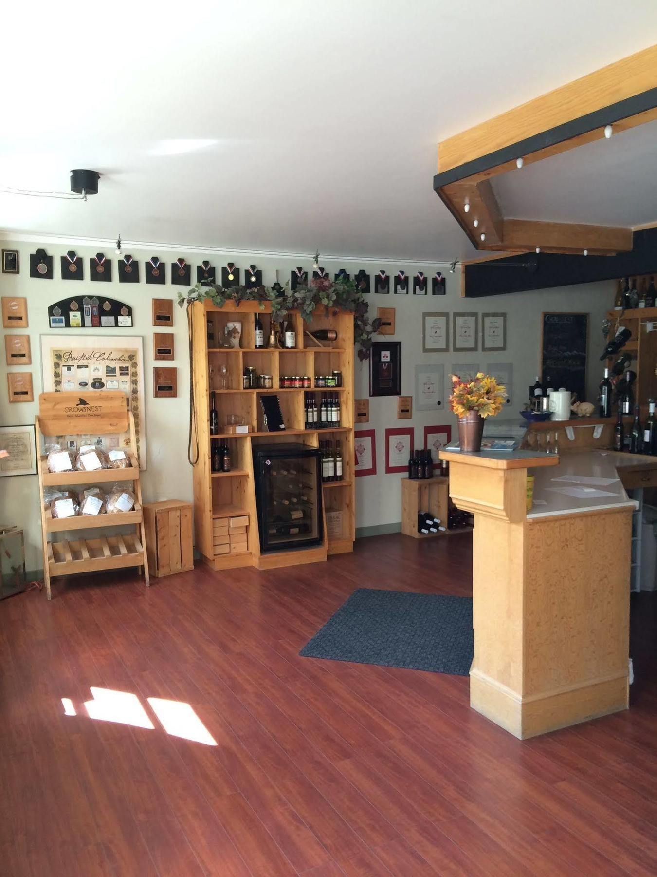 Crowsnest Vineyards Guesthouse Keremeos Экстерьер фото