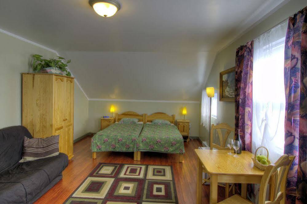 Crowsnest Vineyards Guesthouse Keremeos Экстерьер фото